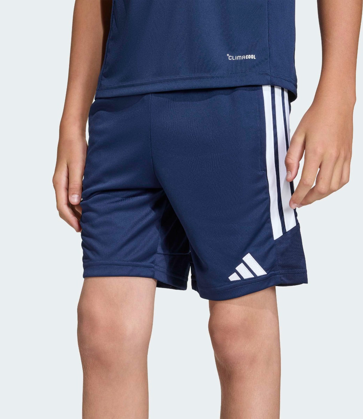 אדידס מכנסי כדורגל קצרים TIRO26 LEAGUE ג'וניור