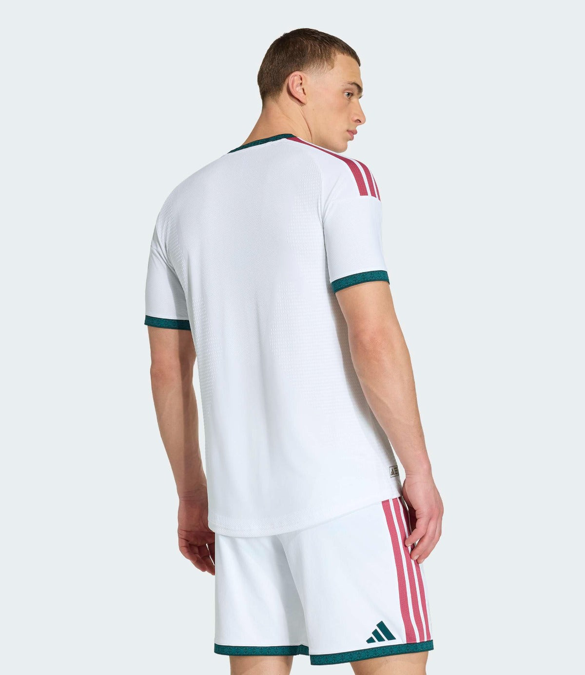 אדידס חולצת כדורגל Real Madrid 26/27 Home Authentic לגברים