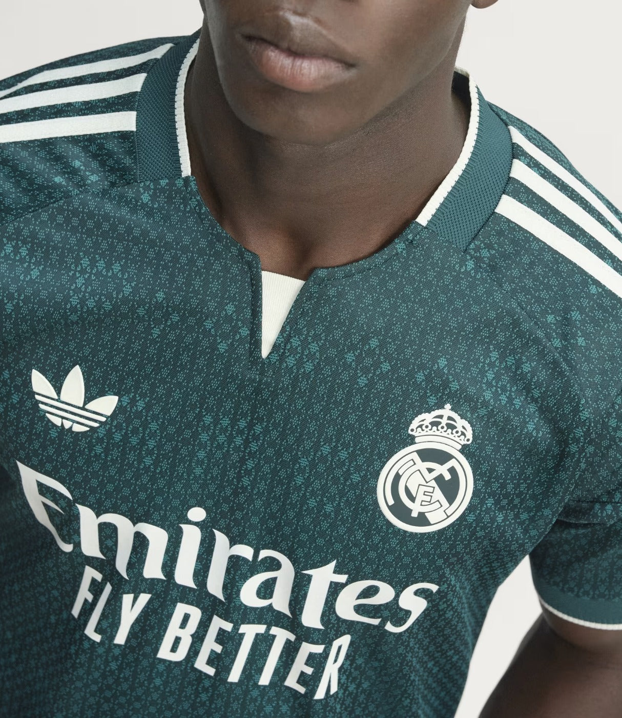 אדידס חולצת כדורגל Real Madrid 26/27 Away Authentic לגברים