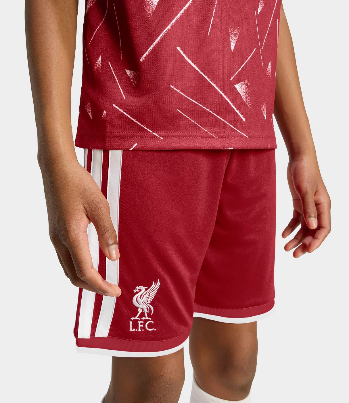 אדידס מכנסי כדורגל קצרים LIVERPOOL FC 26/27 HOME ג'וניור