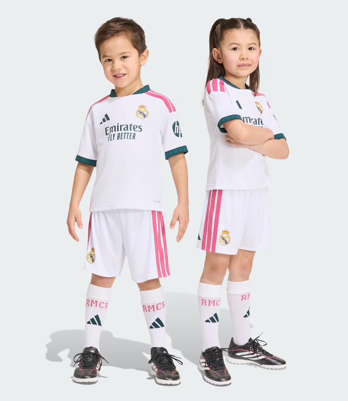 אדידס סט כדורגל Real Madrid 26/27 Home לילדים