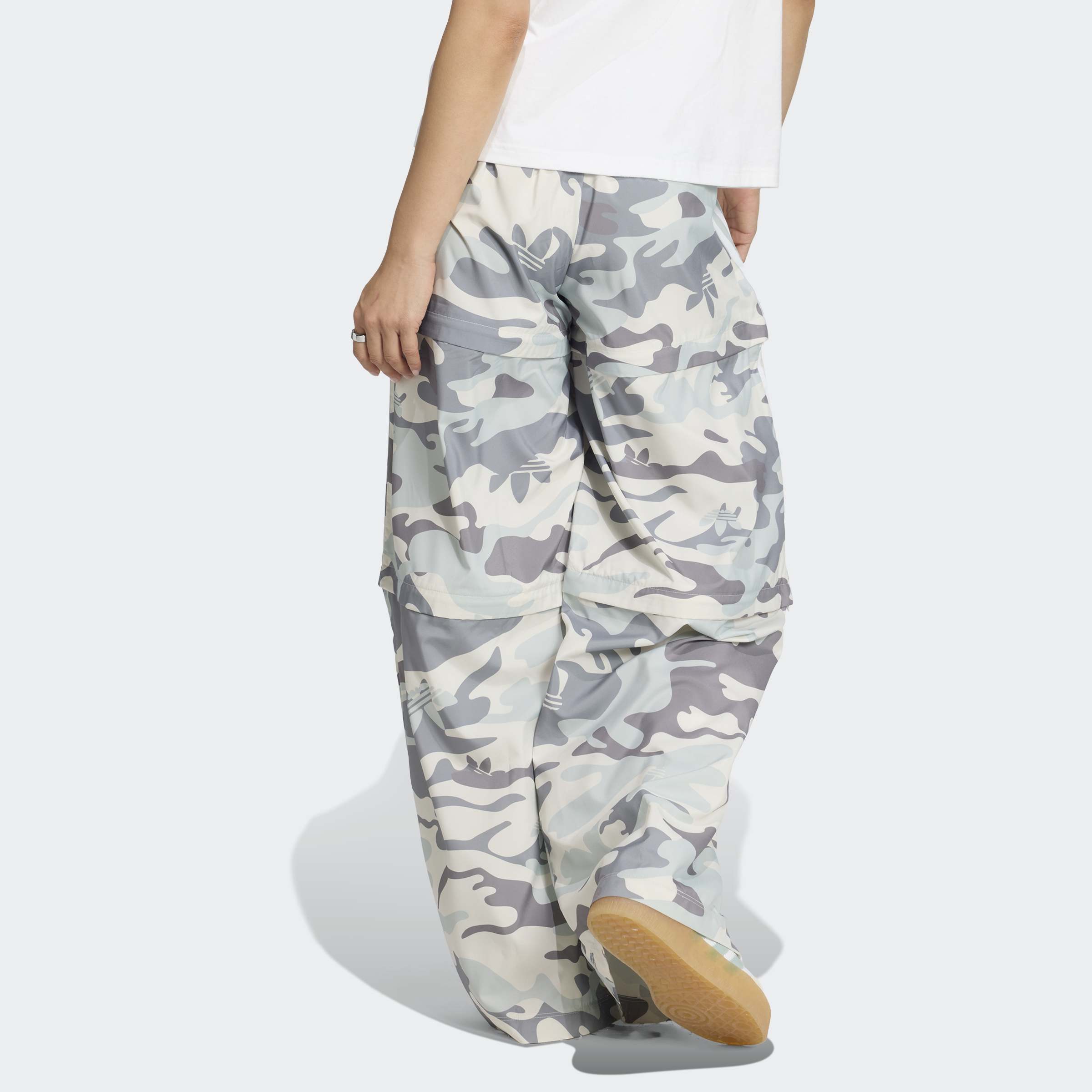 אדידס מכנסי קרגו CAMO ADILENIUM CARGO לנשים