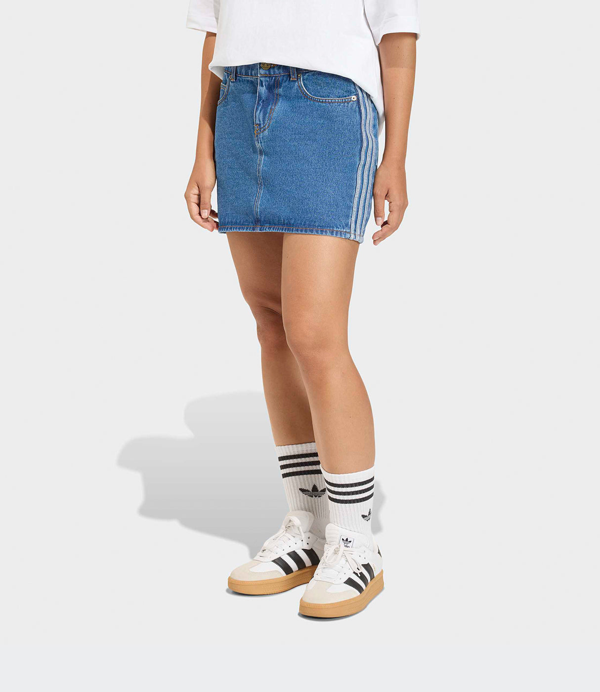 אדידס חצאית ג'ינס מיני 3-STRIPES לנשים