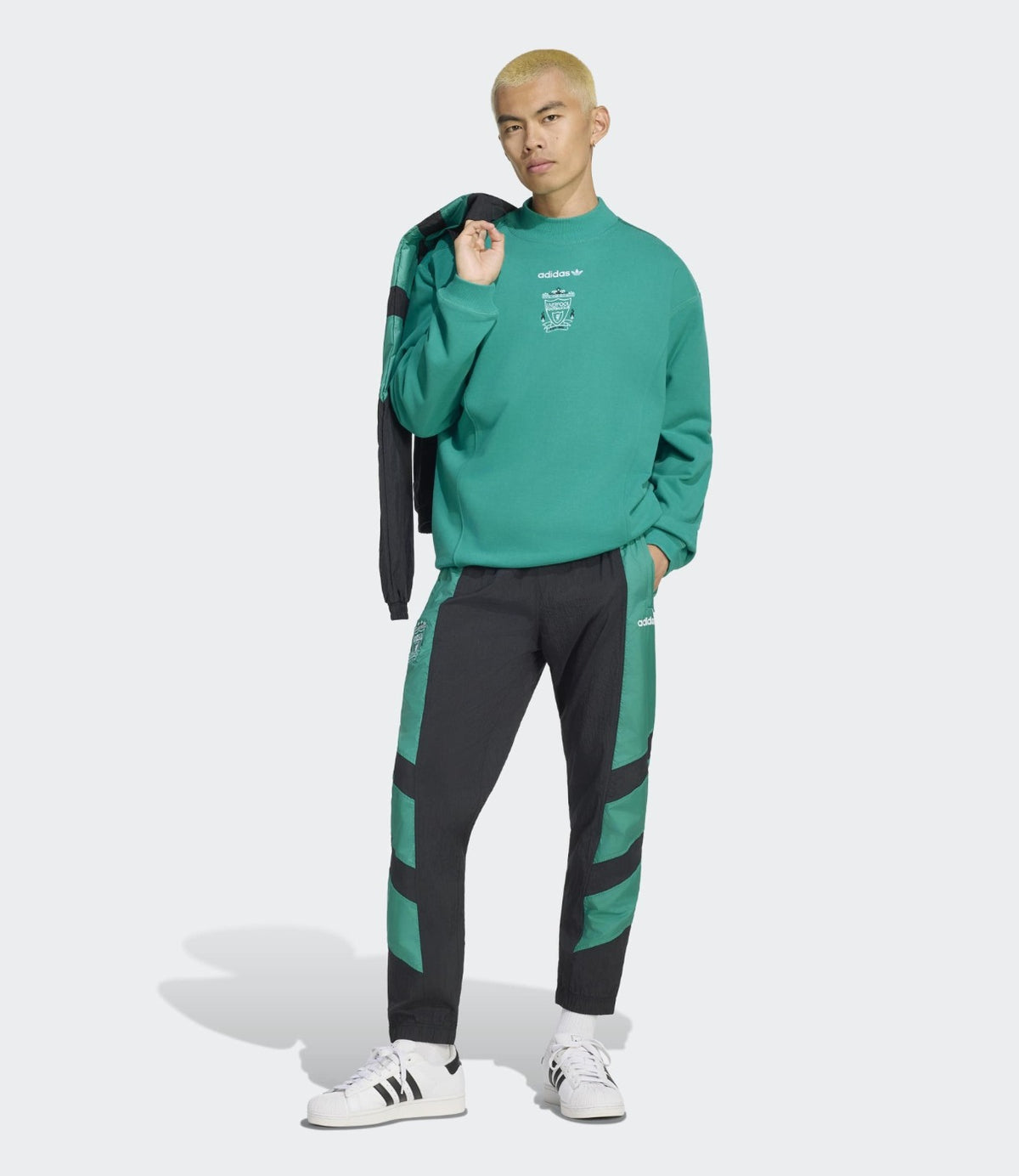 ADIDAS TRACK PANT בצבע שחור - CHOZEN