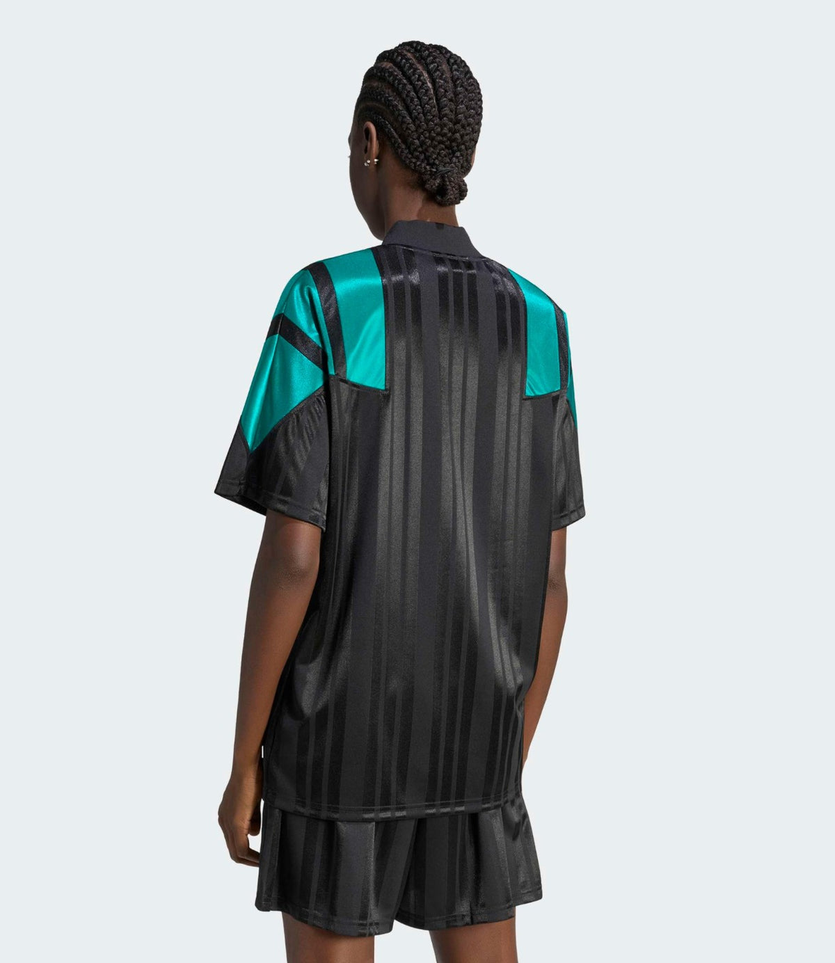 ADIDAS JERSEY בצבע שחור - CHOZEN