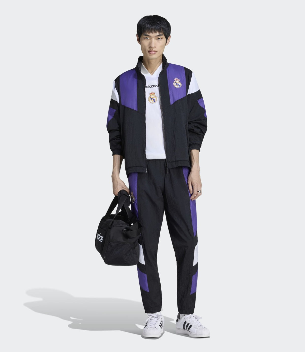 ADIDAS TRACK PANT בצבע שחור - CHOZEN