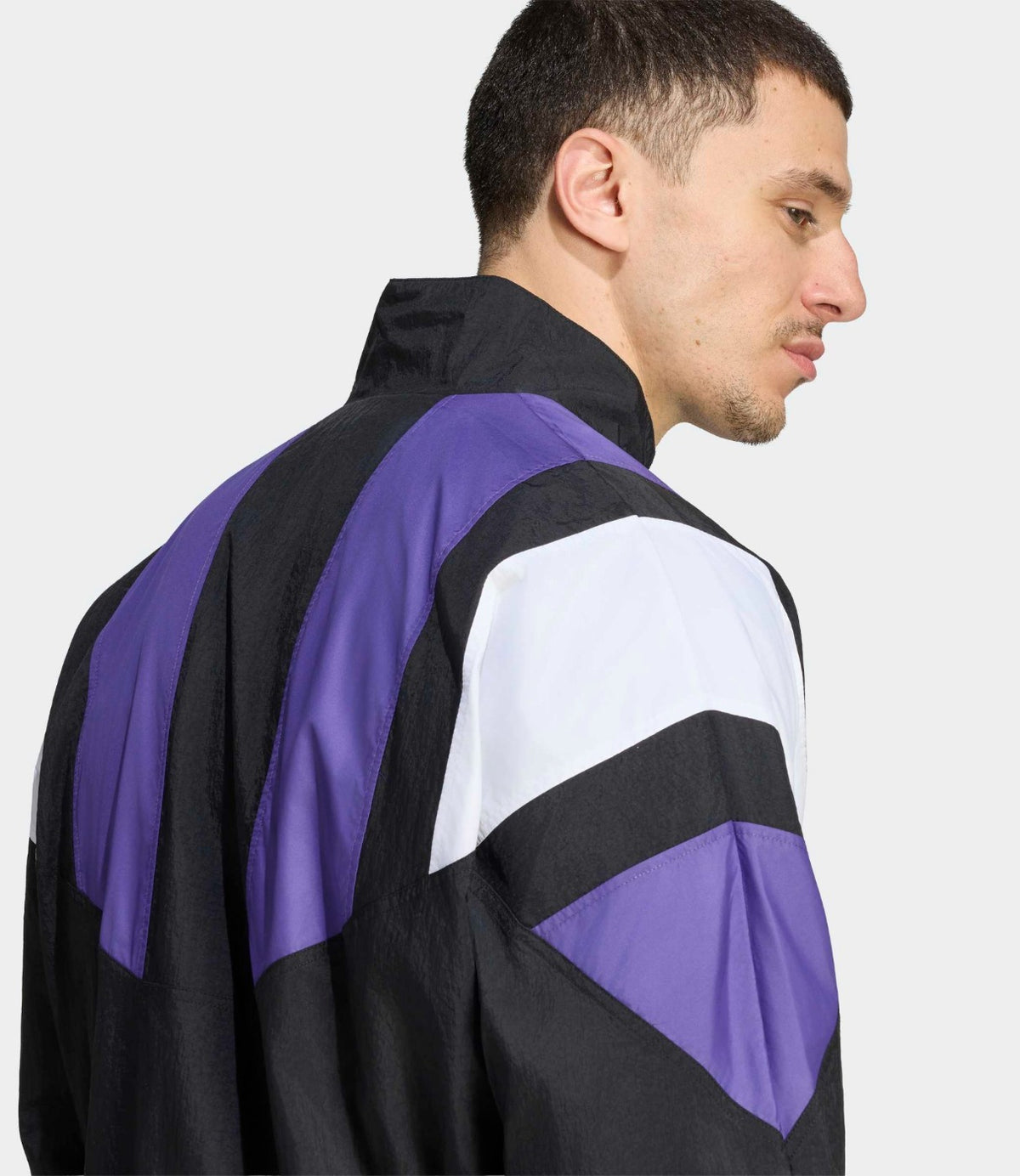 ADIDAS TRACK TOP בצבע שחור - CHOZEN