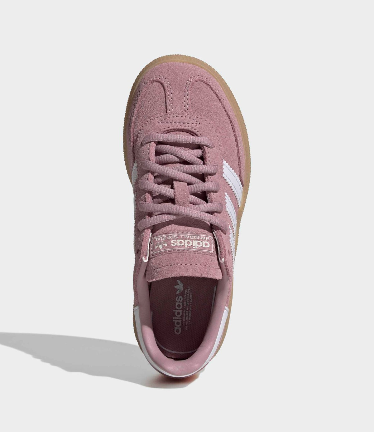 מבט מלמעלה על סניקרס אדידס HANDBALL SPEZIAL עם שרוכים ולוגו adidas על הלשונית - CHOZEN
