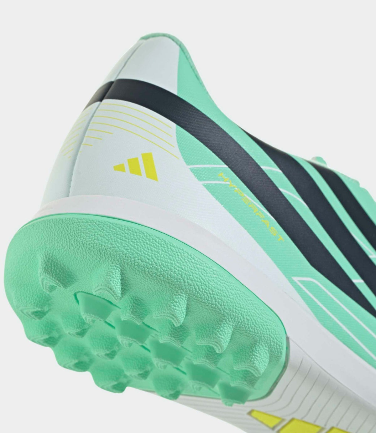 ADIDAS סניקרס בצבע ירוק מנטה - CHOZEN