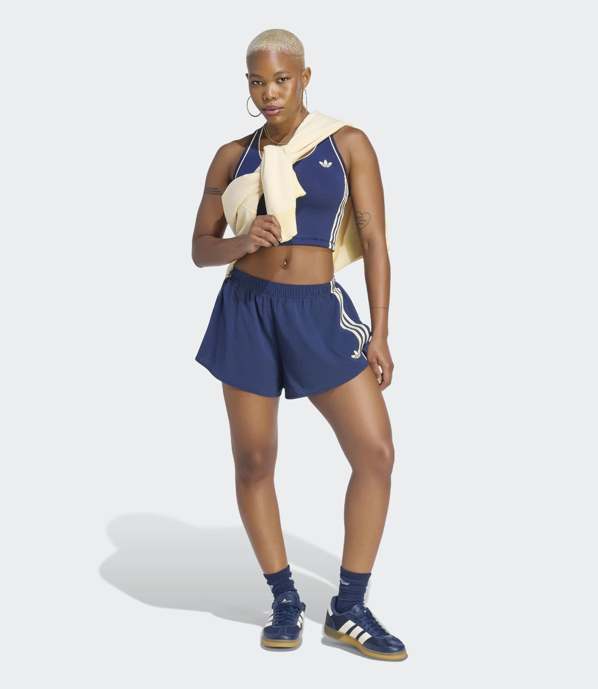 אדידס מכנסיים קצרים OG SP SHORTS לנשים