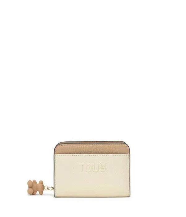 ארנק עור קטן בגווני בז' של TOUS עם מחזיק מפתחות דובי, מותגים מובילים מבית CHOZEN