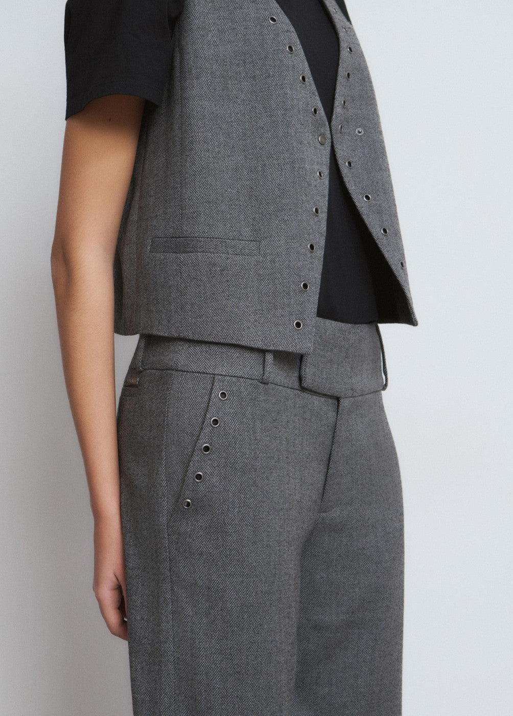 בראוני מכנסיים ארוכים לנשים