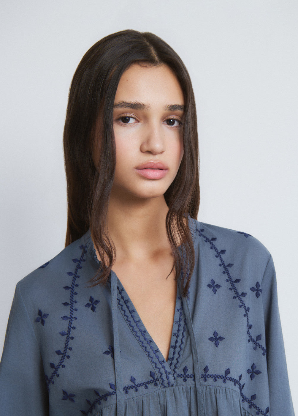 בראוני חולצה ארוכה לנשים