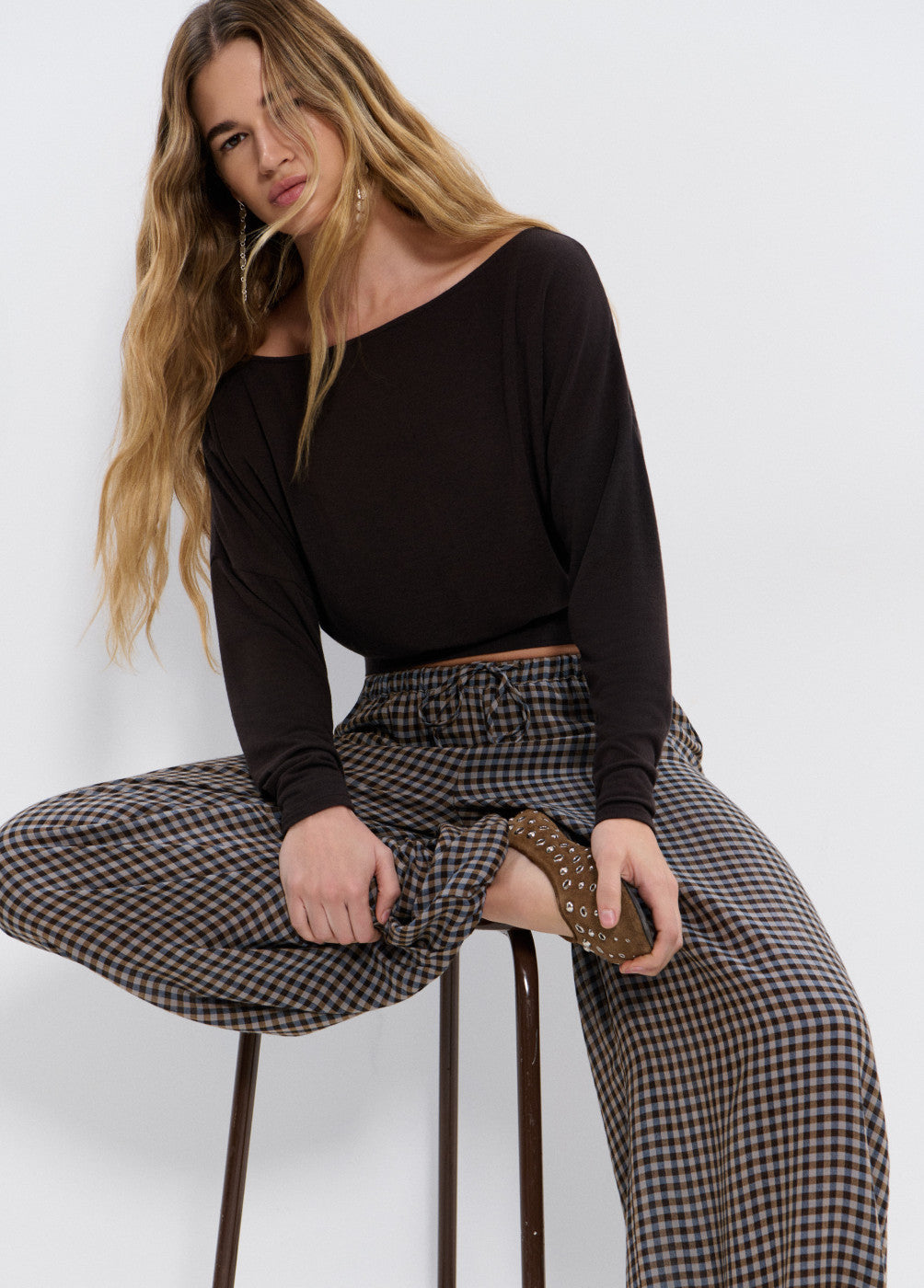 בראוני מכנסיים ארוכים לנשים