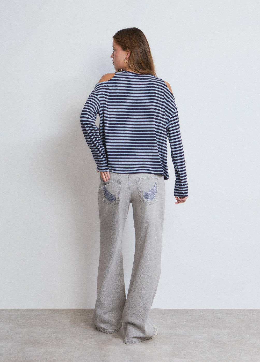 בראוני חולצה ארוכה לנשים