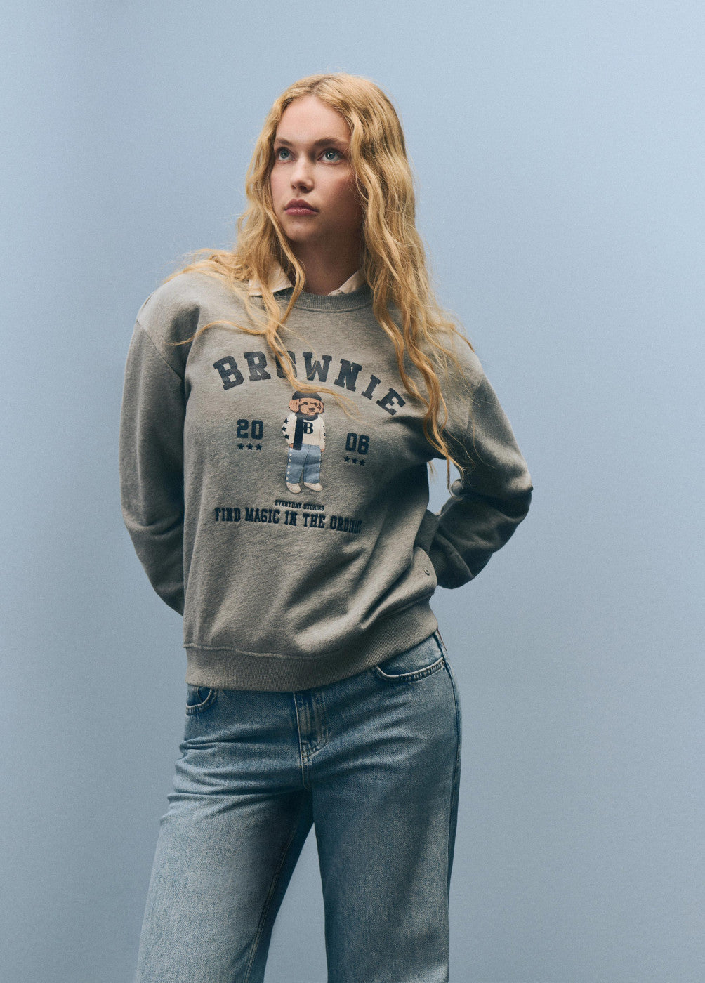 בראוני סווטשירט לנשים