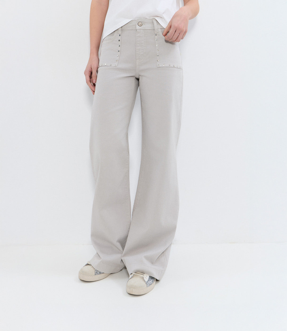 בראוני מכנסיים ארוכים לנשים