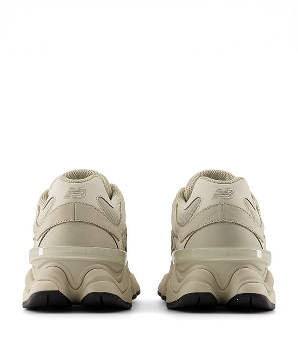 ניו באלאנס סניקרס 9060 לנשים