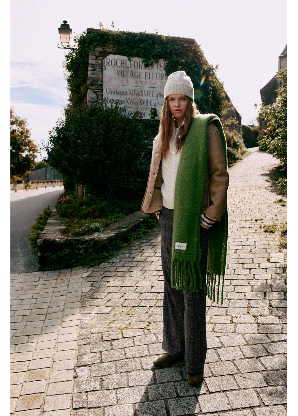 בראוני מכנסיים ארוכים לנשים