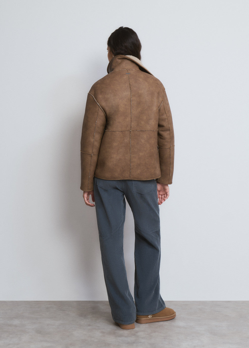 בראוני ג'קט לנשים