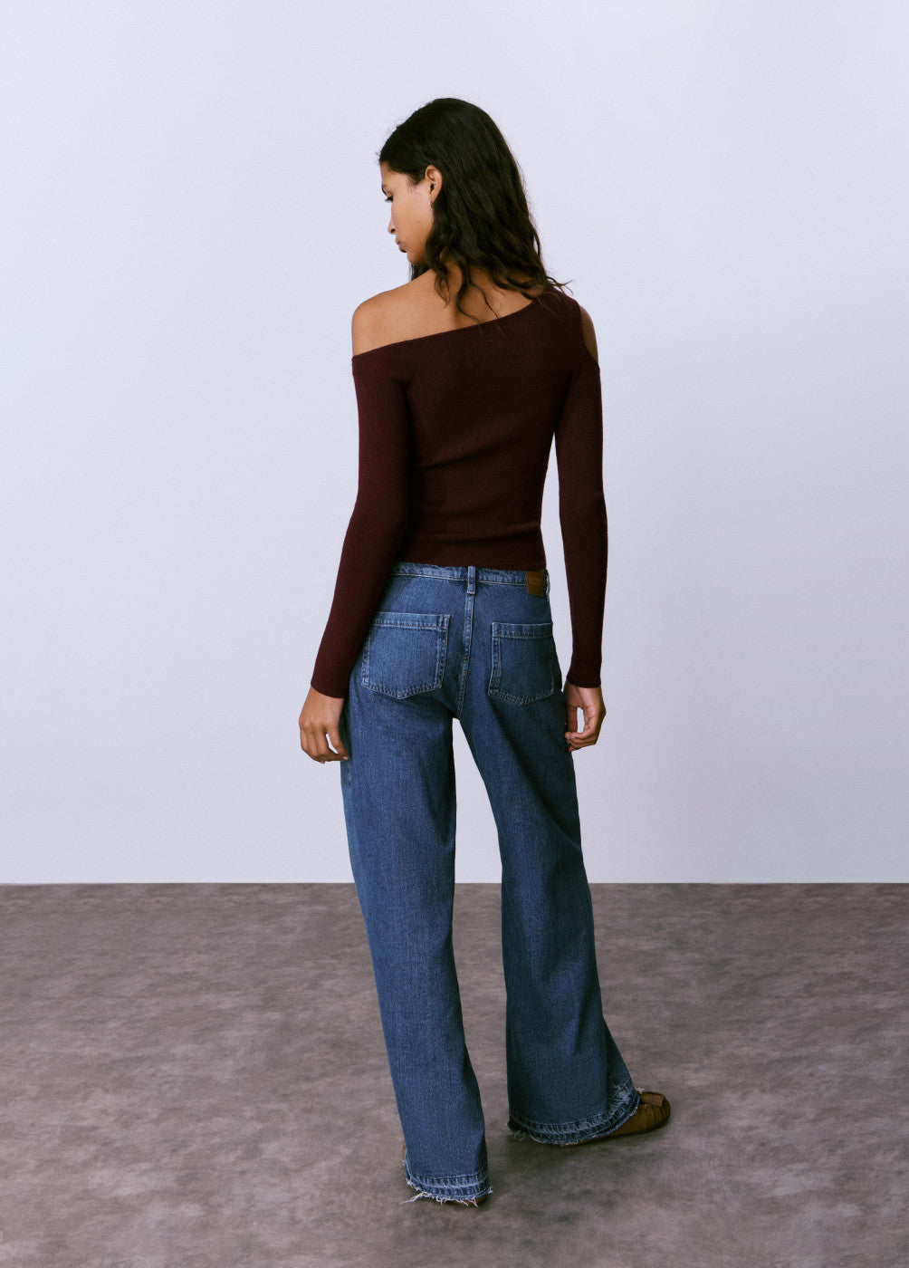 בראוני סריג אוף שולדר לנשים - CHOZEN