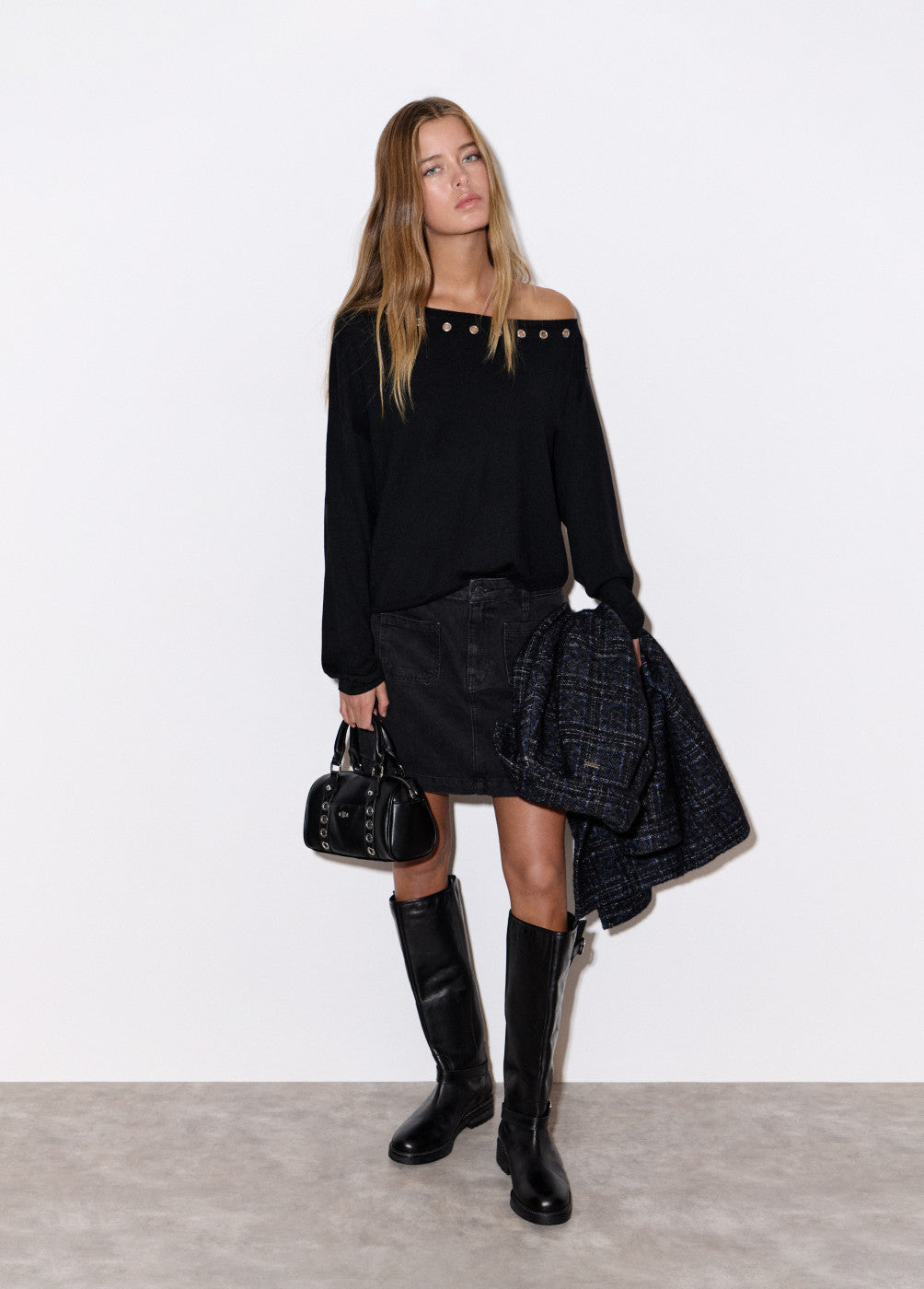 בראוני סוודר אסימטרי לנשים