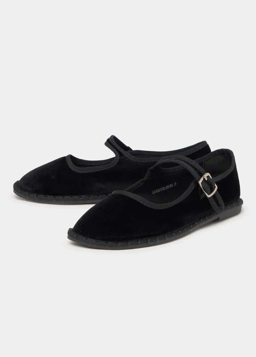 נעלי בובה שחורות מקטיפה עם רצועת אבזם, נעלי נשים אופנתיות CHOZEN