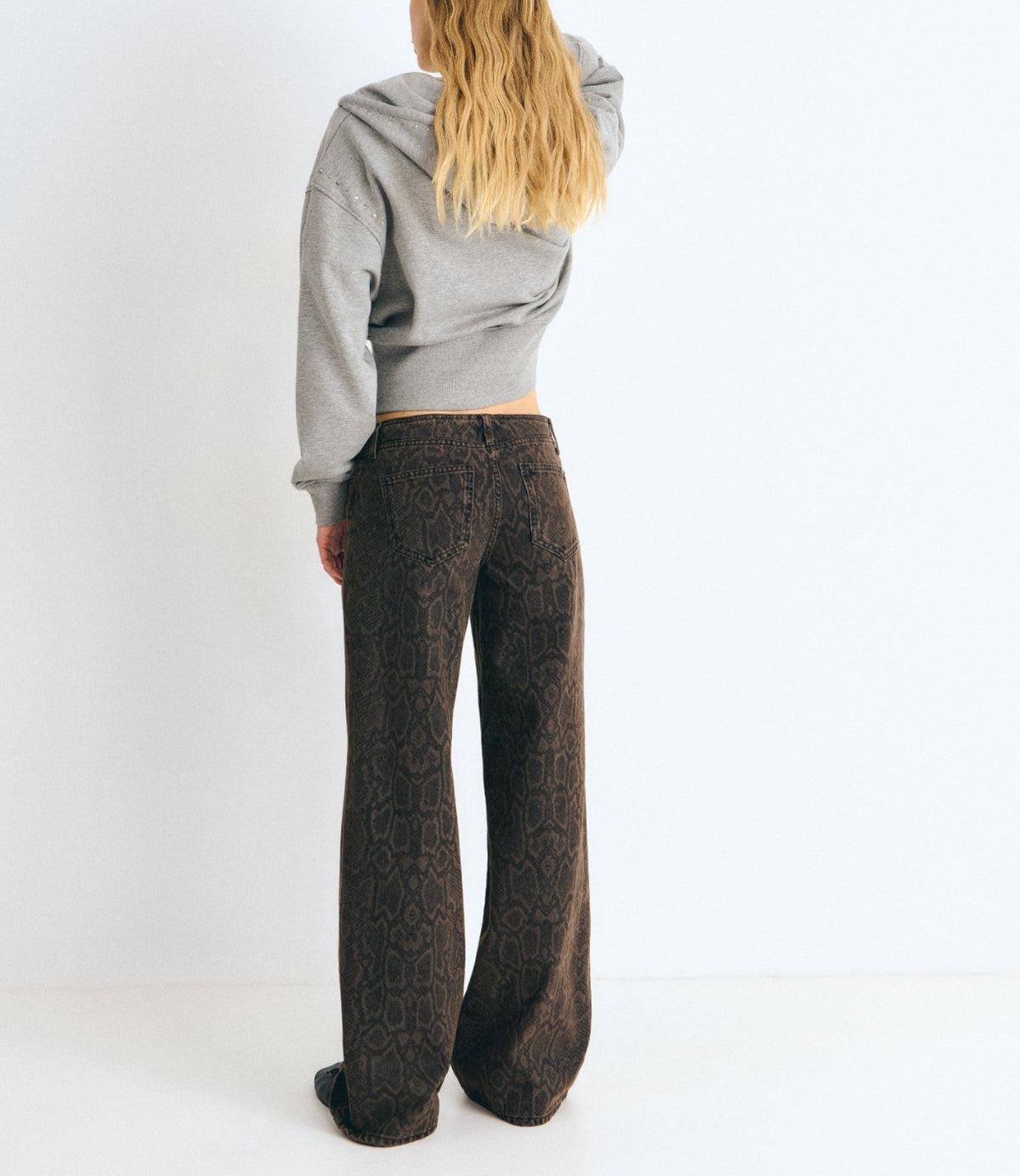 BROWNIE JEANS - CHOZEN